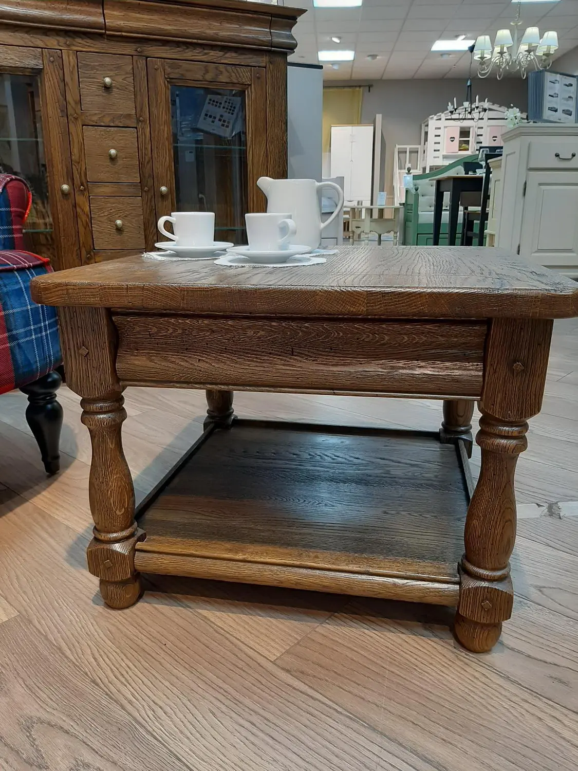 Стол журнальный с ящиком Луи Филипп журнальный ОВ 02