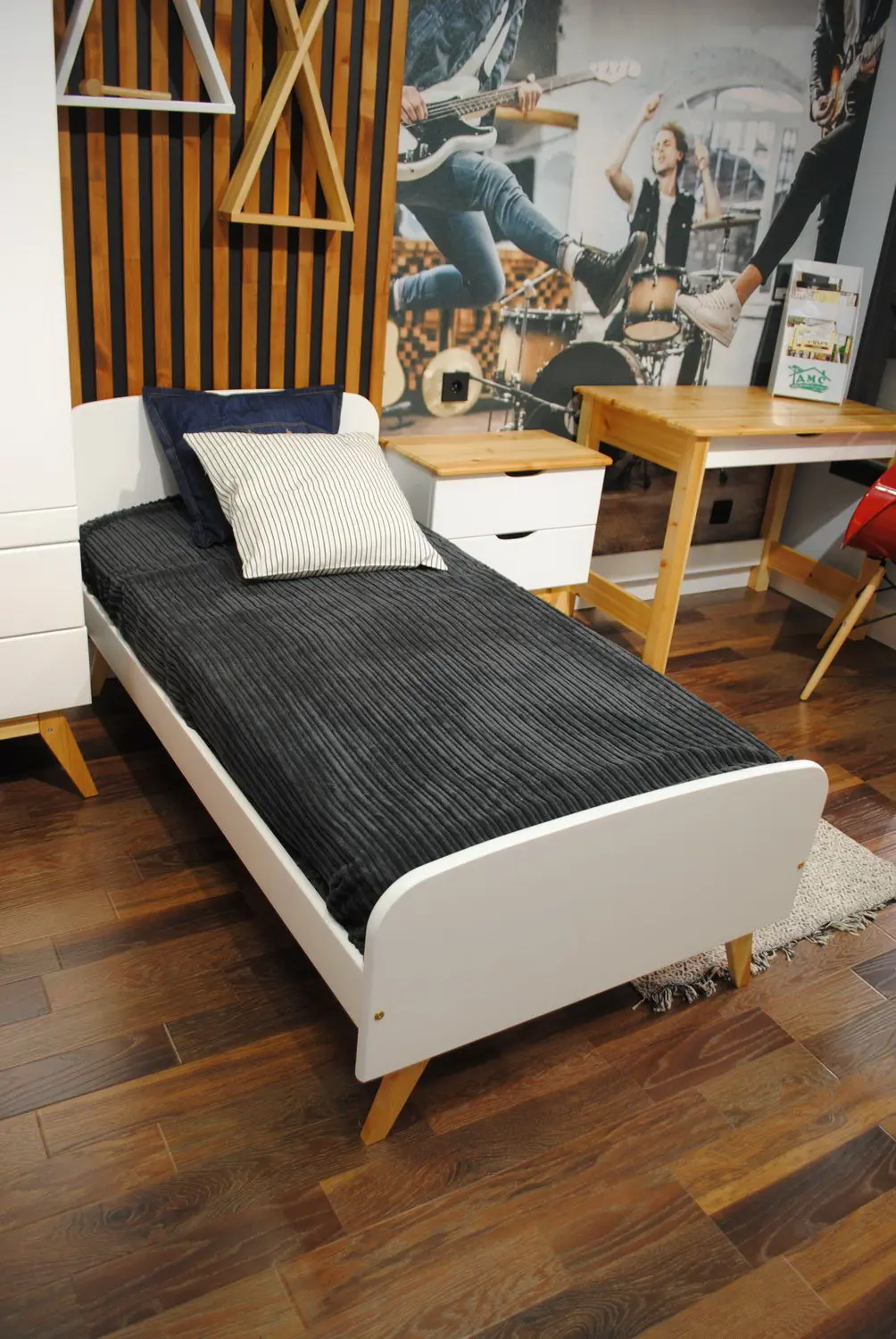 Кровать детская ТК №22 800х1800