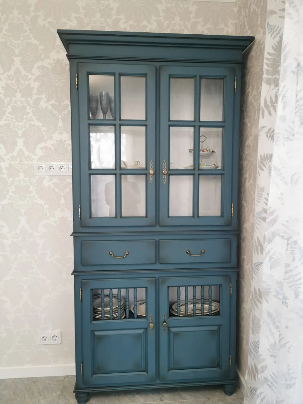 Сервант с ящиками Бьерт 1-43 сосна