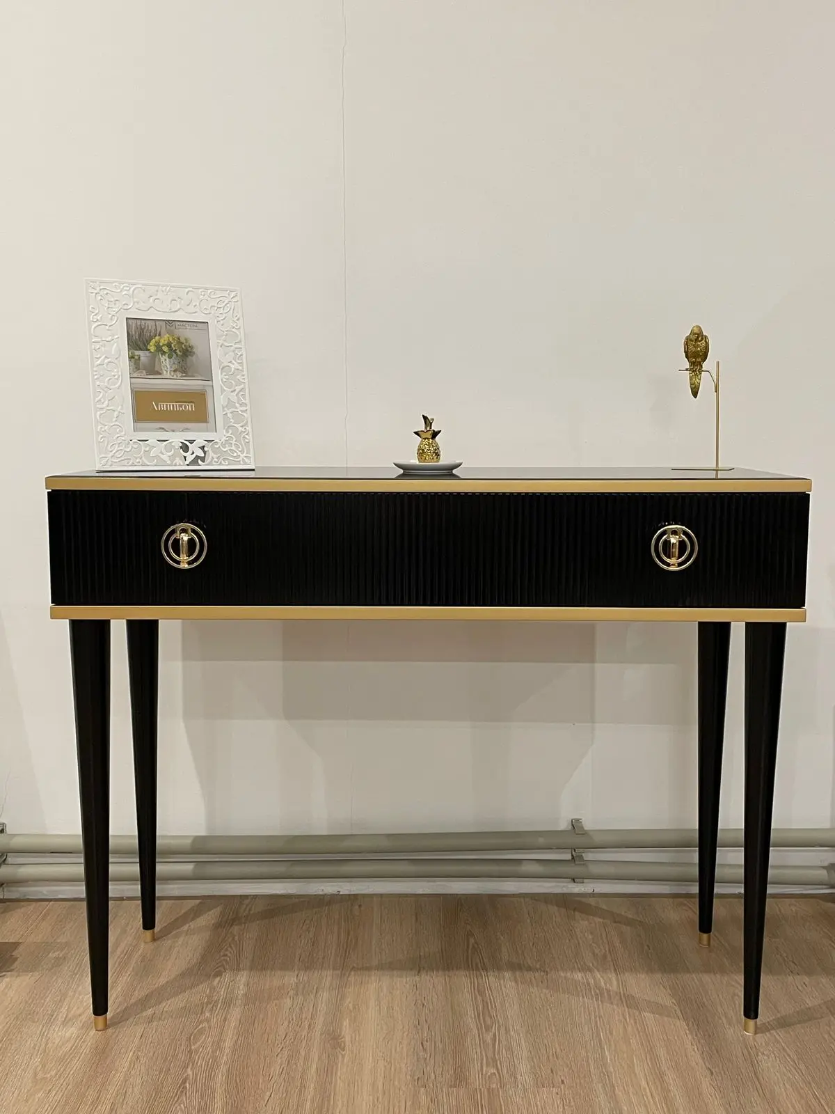 Консоль Глория