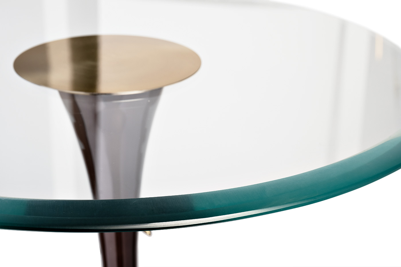 69-120277 Стол журнальный "Ягуар"