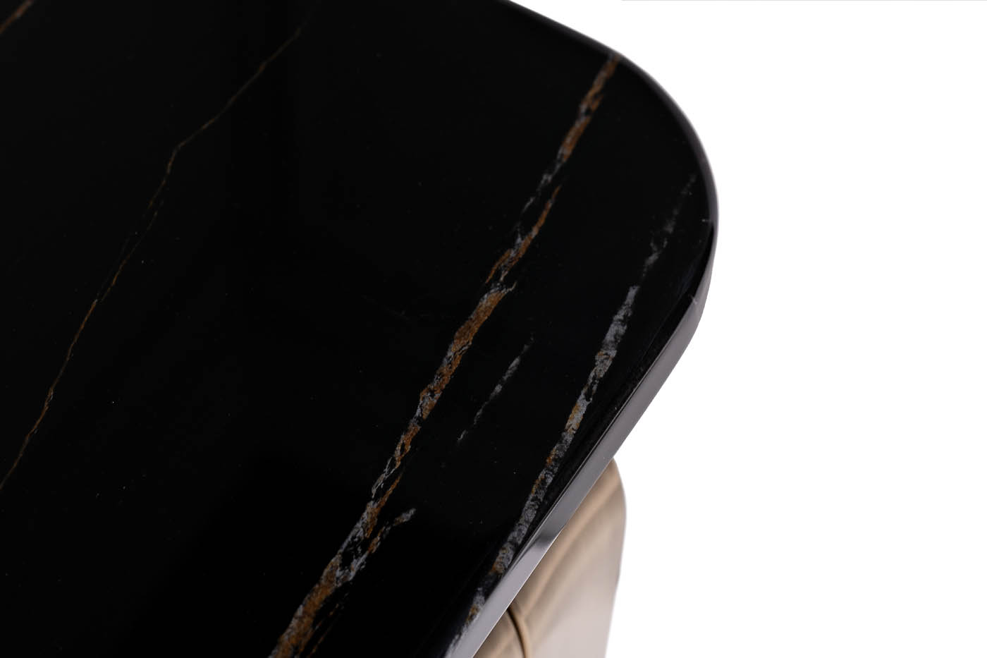 76AR-3183-STOL/ZH Стол журнальный иск. камень черный / золото