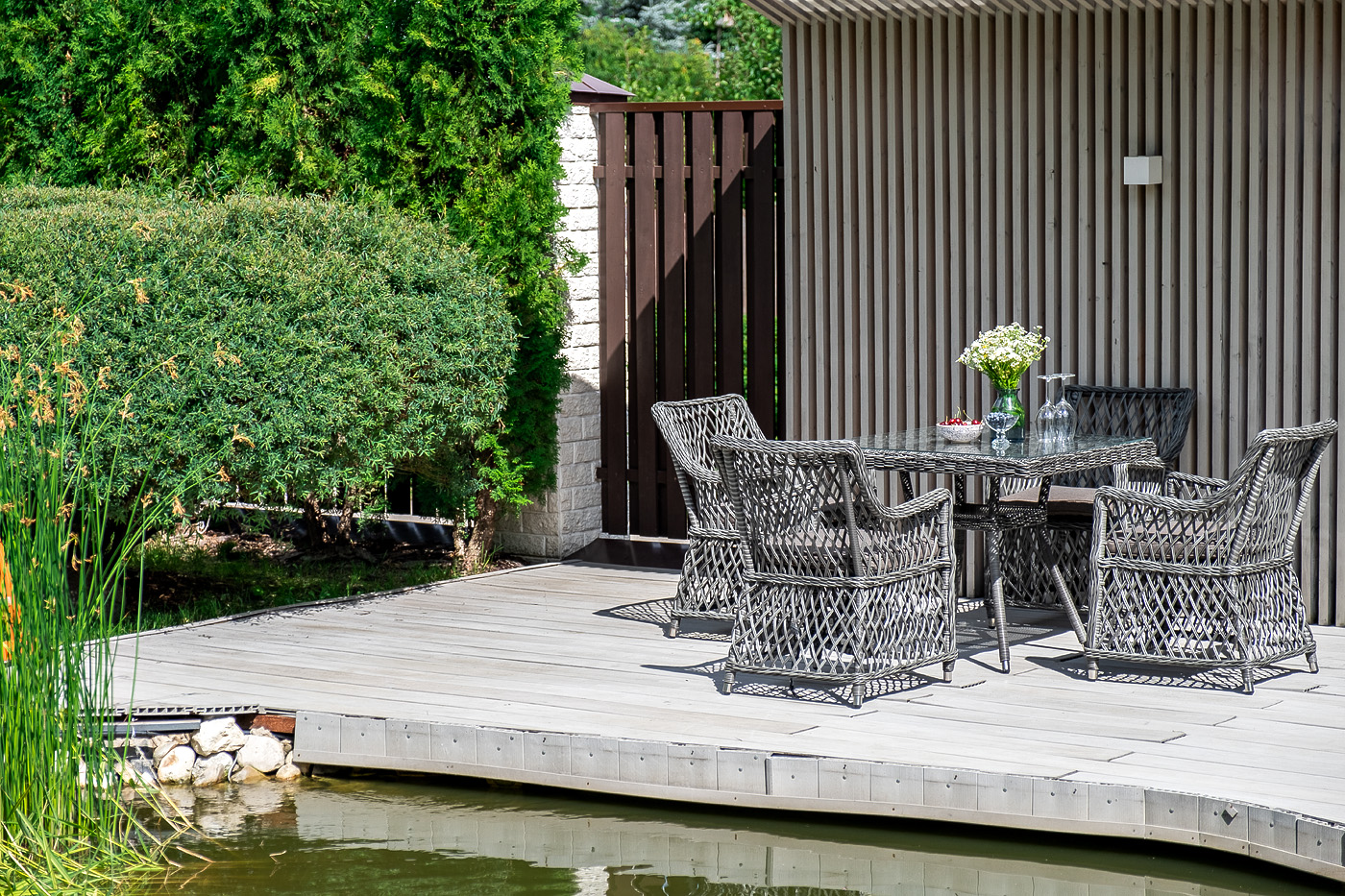 "Арлиш" обеденная группа плетеная на 4 персоны, цвет графит